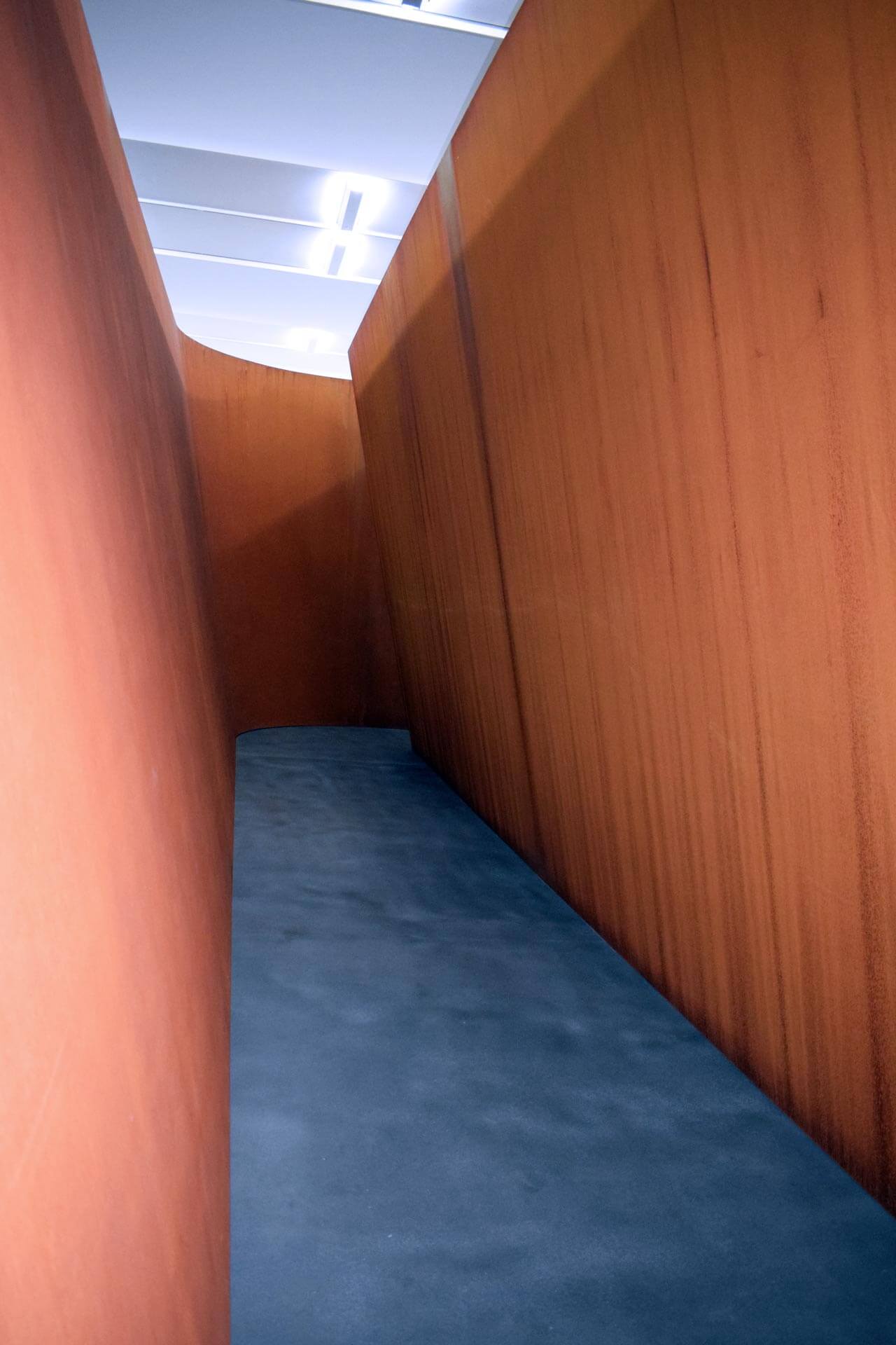 Richard Serra: NJ-2, Rounds: Equal Weight, Unequal Measure, Rotate