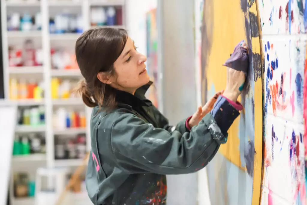 Orlanda Broom Depicts Her Gratitude For Nature In Abstract Form