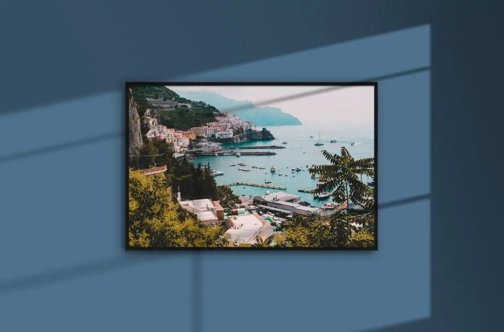 Travel Destinations as Custom Wall Art: A New Trend in Home Decor