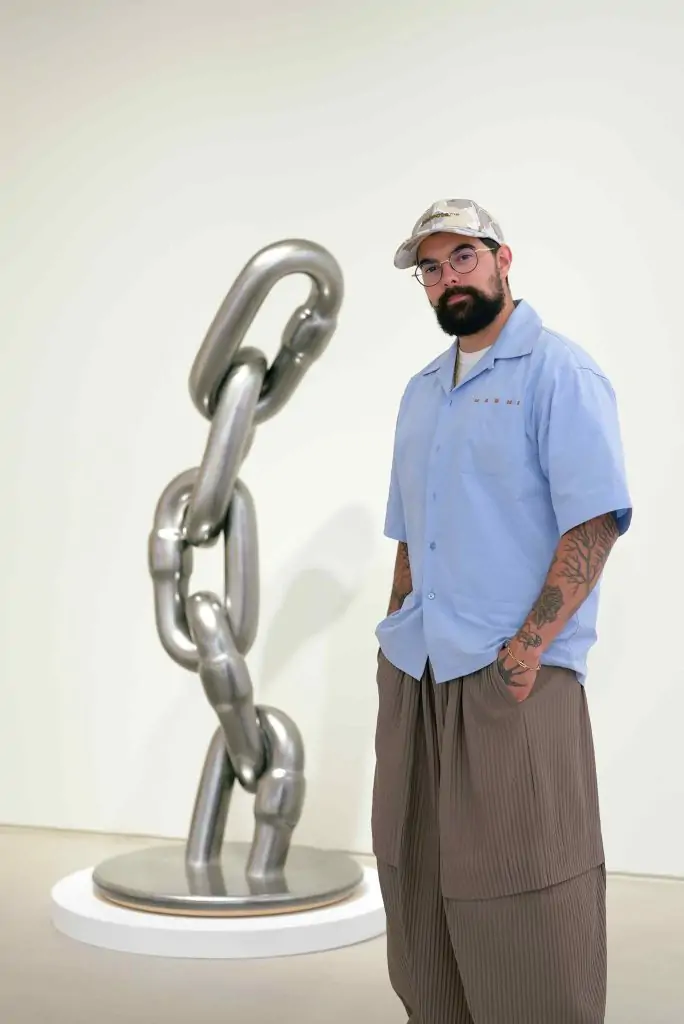 FVCKRENDER: The Surreal Opus of light in Rendered Realities