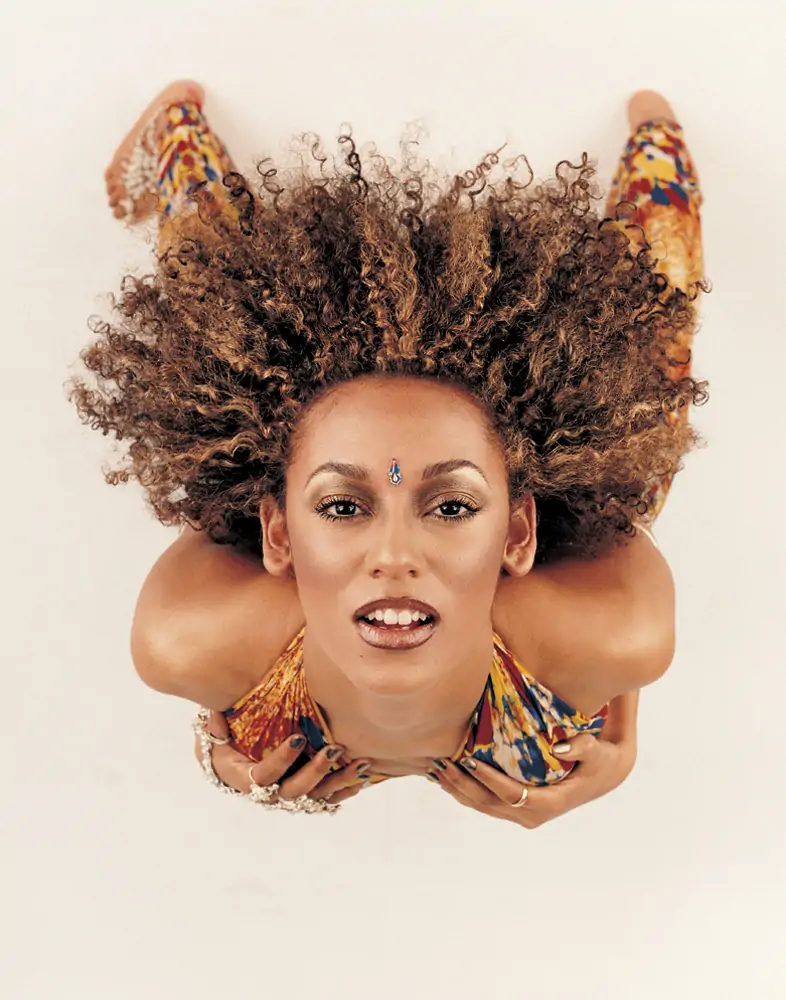 JG Contemporary to present works by photographers Tim Bret-Day and Derrick Santini at Photo London