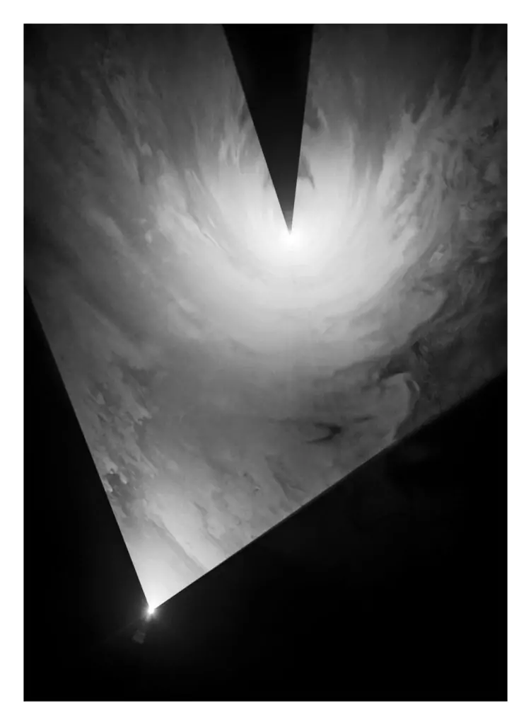 Anthony McCall: Split Second