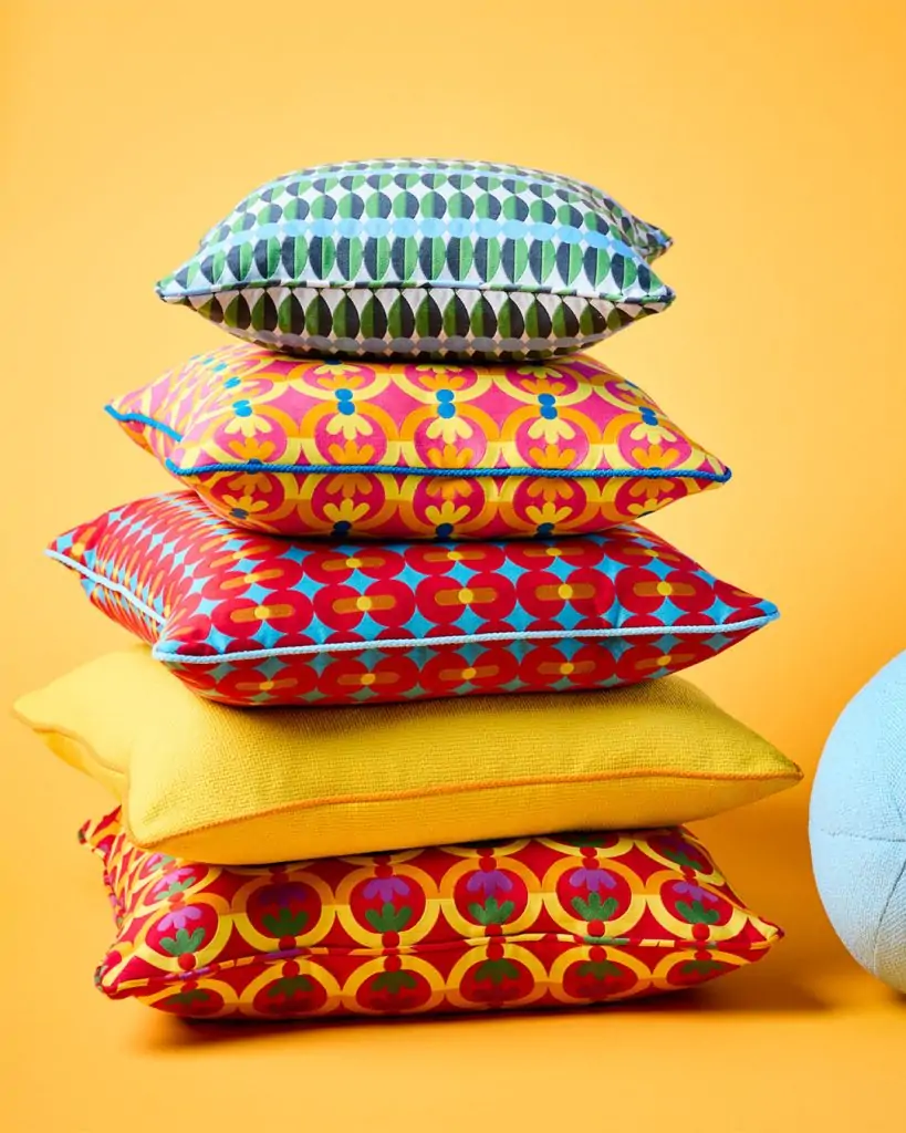 Yinka Ilori Makes US-Debut with Premiere of ART on THE MART