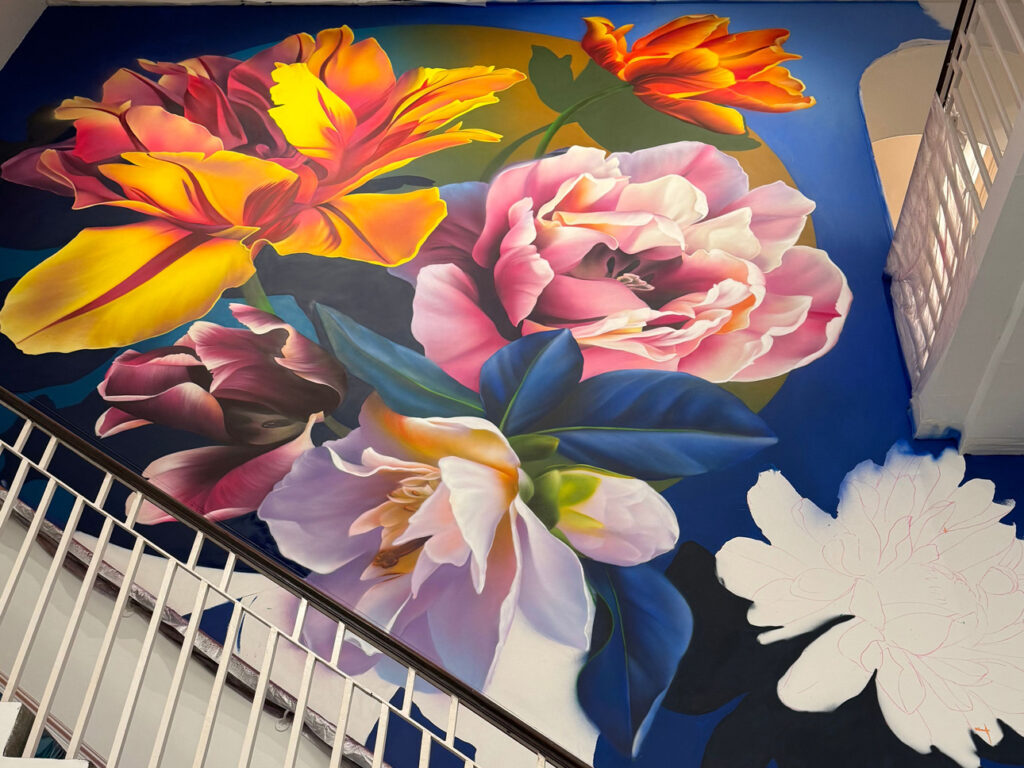 Sophie Mess Unveils Towering Mural at Saatchi Gallery’s Floral Exhibition