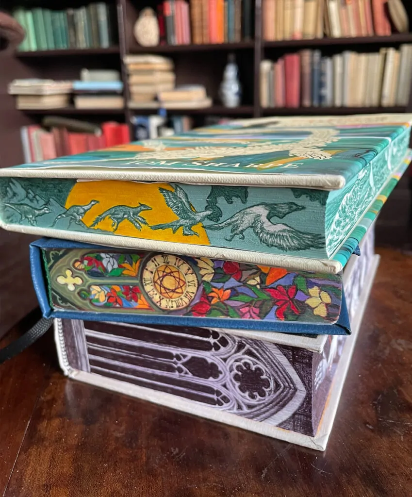 Olesia Komarova: Raising the Profile of Women Authors and Visible Women UK with Fundraising book-edge Art Project