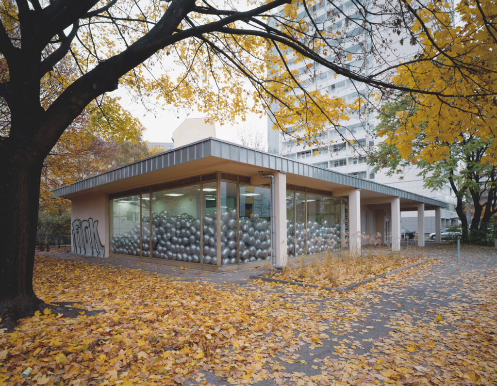 Martin Creed: EVERYTHING IS GOING TO BE ALRIGHT