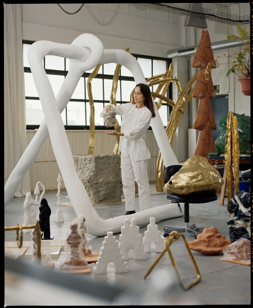 Drawing the Invisible: Luna Paiva’s Intimate Monuments
