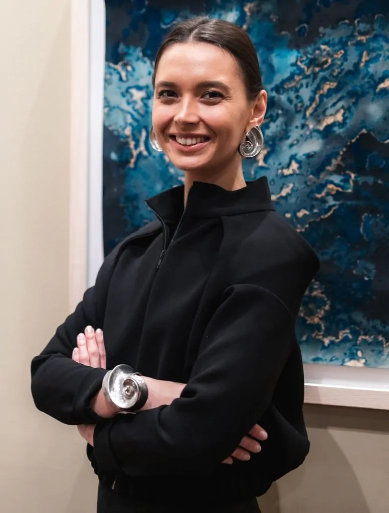 A Conversation with Laura Medcalf: Painting with the Earth, Water, and Time