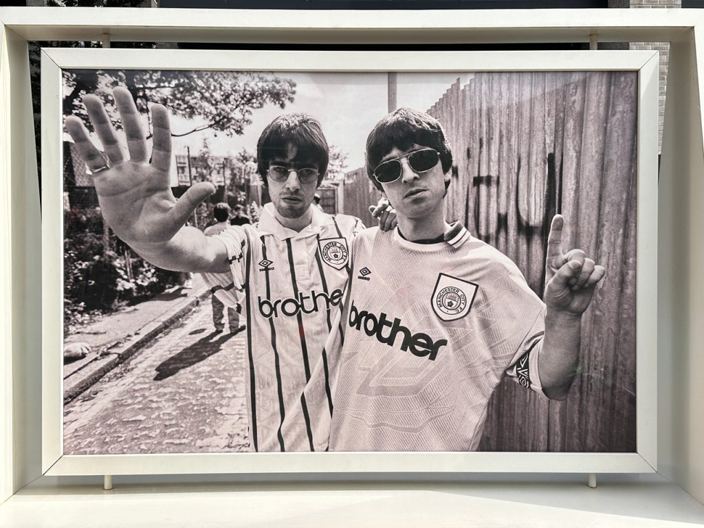 Brothers: Liam and Noel Through the Lens of Kevin Cummins