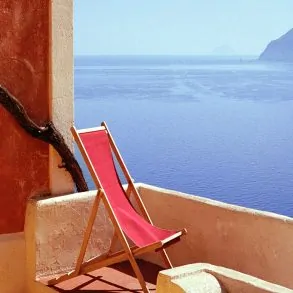 A Luscious Reveal of Michele Iacobini’s Photography at LUCA