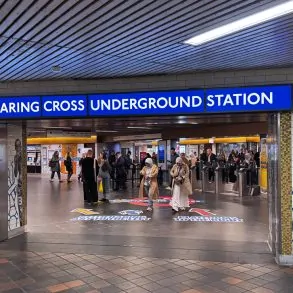 Keith Haring, Absolut Haring, Absolut, Charing Cross, Haring Cross